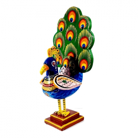Beautiful Peacock Statue 